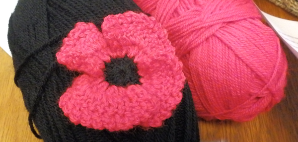 wi-crochet-poppy